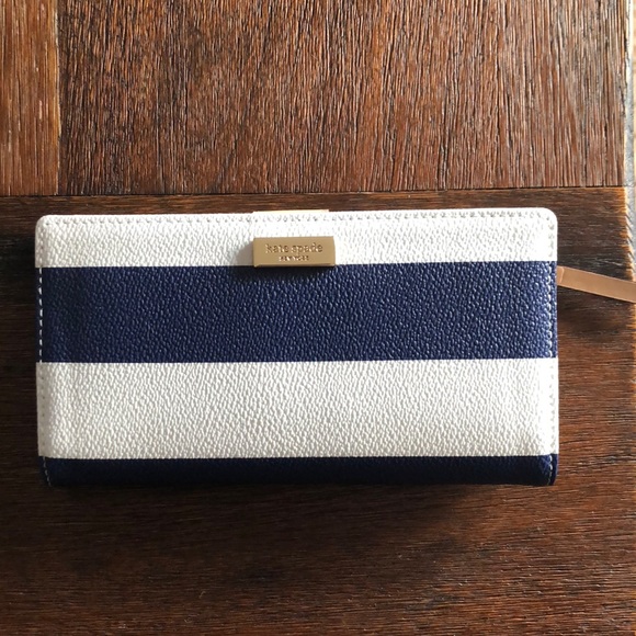 kate spade Handbags - 🆕❗️NWT Kate Spade Stacy shore street wallet
